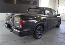 2019 Honda Ridgeline - Thumbnail 8