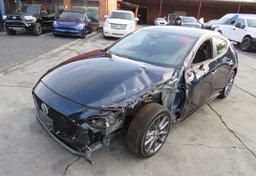 2021 Mazda Mazda3 Hatchback - Thumbnail 2