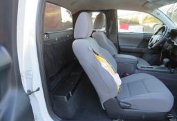 2022 Toyota Tacoma - Thumbnail 25