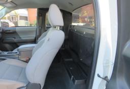 2022 Toyota Tacoma - Thumbnail 24