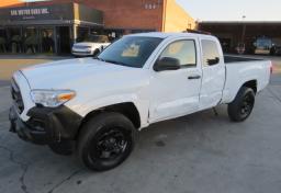 2022 Toyota Tacoma - Thumbnail 2