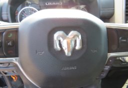 2019 Ram 1500 - Thumbnail 32