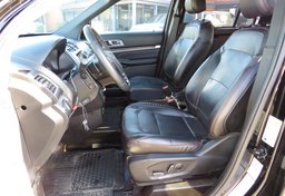 2017 Ford Explorer - Thumbnail 33