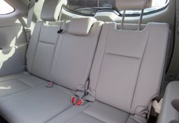 2016 Toyota Highlander - Thumbnail 34