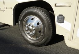 2019 Ford E-Series Cutaway - Thumbnail 24