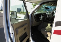 2019 Ford E-Series Cutaway - Thumbnail 25