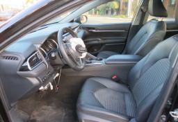 2018 Toyota Camry - Thumbnail 26