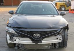 2018 Toyota Camry - Thumbnail 11