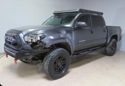 2018 Toyota Tacoma - Thumbnail 2