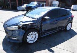 2018 Ford Focus - Thumbnail 2