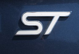 2018 Ford Focus - Thumbnail 19