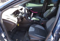 2018 Ford Focus - Thumbnail 27