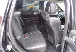 2013 Jeep Grand Cherokee SRT - Thumbnail 33