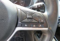 2021 Nissan Kicks - Thumbnail 33