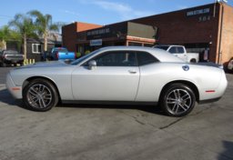 2019 Dodge Challenger - Thumbnail 11