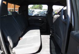 2019 Ram 1500 - Thumbnail 32