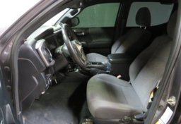 2017 Toyota Tacoma - Thumbnail 23