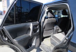 2015 Toyota 4Runner - Thumbnail 26