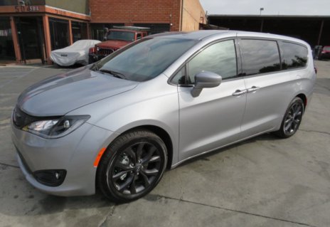 Picture of 2020 Chrysler Pacifica