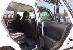 2016 Toyota 4Runner - Thumbnail 26