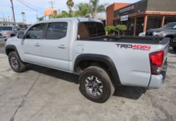 2019 Toyota Tacoma 4WD - Thumbnail 5