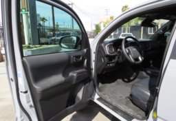 2019 Toyota Tacoma 4WD - Thumbnail 26