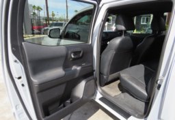 2019 Toyota Tacoma 4WD - Thumbnail 23