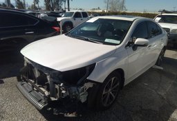 2017 Subaru Legacy - Thumbnail 2