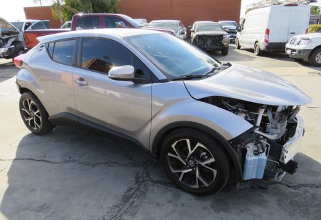 Picture of 2019 Toyota C-HR