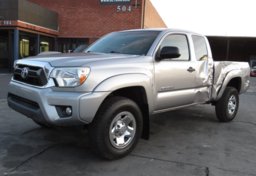 2014 Toyota Tacoma - Thumbnail 4