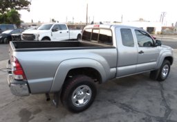 2014 Toyota Tacoma - Thumbnail 5