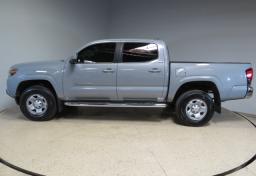 2019 Toyota Tacoma - Thumbnail 11