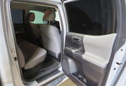 2019 Toyota Tacoma - Thumbnail 21