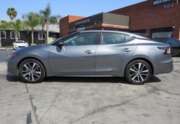 2021 Nissan Maxima - Thumbnail 3