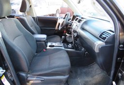 2015 Toyota 4Runner - Thumbnail 25