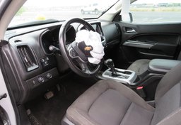 2018 Chevrolet Colorado - Thumbnail 21