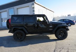 2012 Jeep Wrangler Unlimited - Thumbnail 9