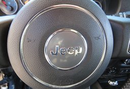 2012 Jeep Wrangler Unlimited - Thumbnail 35