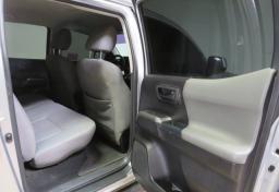 2020 Toyota Tacoma - Thumbnail 25