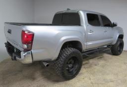 2020 Toyota Tacoma - Thumbnail 8