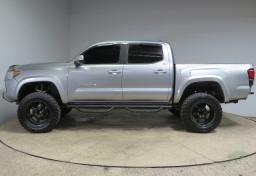 2020 Toyota Tacoma - Thumbnail 5