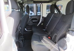 2021 Jeep Wrangler - Thumbnail 26