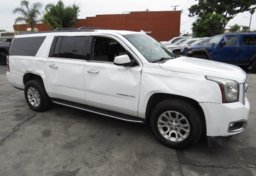 2017 GMC Yukon XL - Thumbnail 2