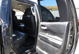 2017 Toyota Tundra 4WD - Thumbnail 26