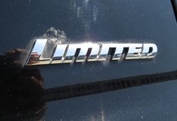 2017 Toyota Tundra 4WD - Thumbnail 21