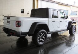 2021 Jeep Gladiator - Thumbnail 4