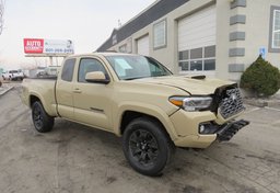 2020 Toyota Tacoma 4WD - Thumbnail 3