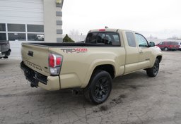 2020 Toyota Tacoma 4WD - Thumbnail 8