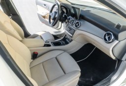 2018 Mercedes-Benz GLA - Thumbnail 19