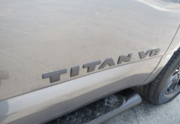 2019 Nissan Titan - Thumbnail 26